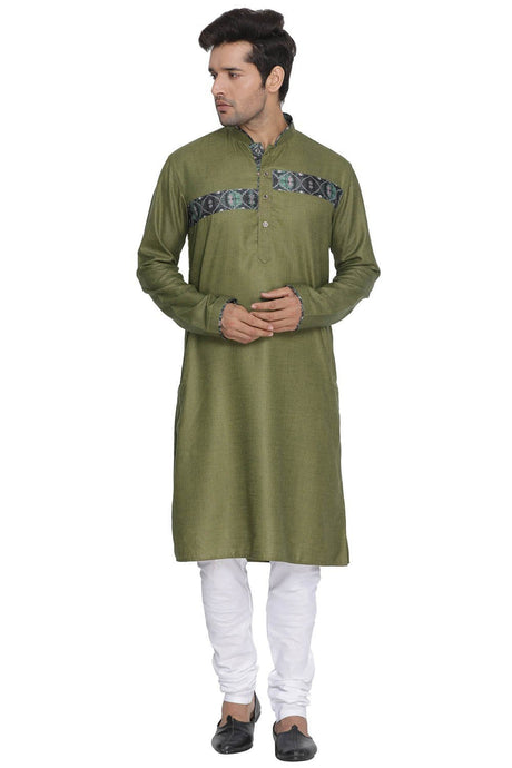 Ethniqndia Men's Green Cotton Blend Kurta and Pyjama Set