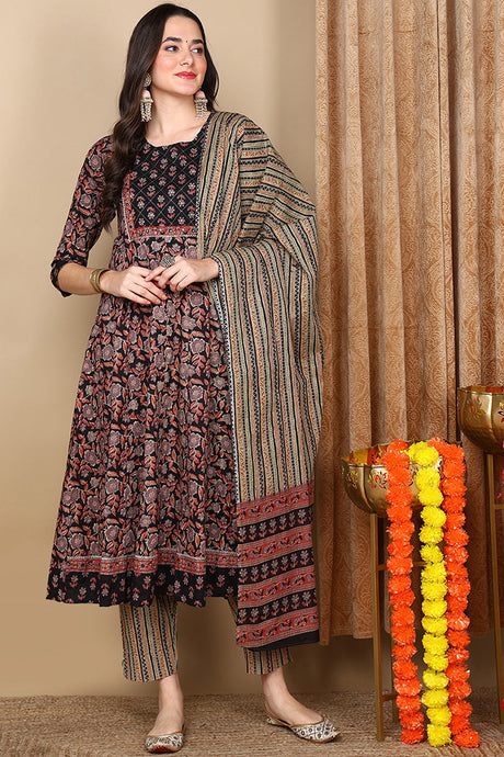 Beige Pure Cotton Floral Printed Flared Style Suit Set | Ethniqndia - Made In INDIA.