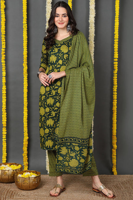 Green Rayon Blend Floral Printed Straight Suit Set | Ethniqndia - Made In INDIA.