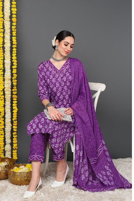 Women Violet Rayon Blend Ethnic Motifs Printed Straight Suit Set | Ethniqndia - Made In INDIA.